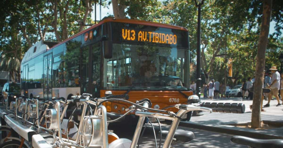 bus de barcelone - carte hola barcelona